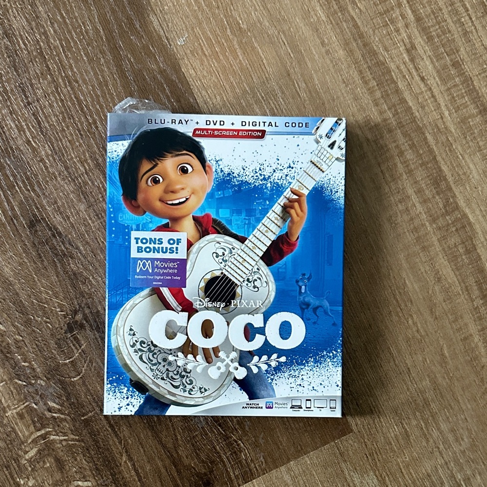Disneys Coco Blu-ray & DVD- unopened